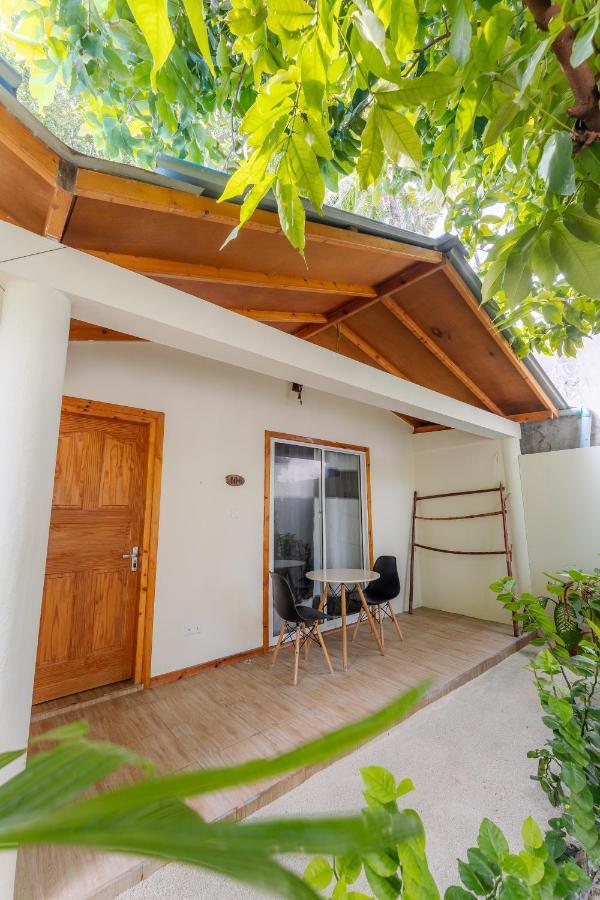 Thoddoo Sun Sky Inn, Maldives Exterior photo