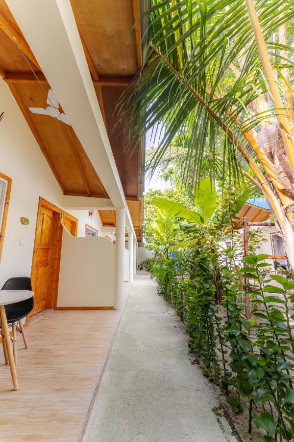 Thoddoo Sun Sky Inn, Maldives Exterior photo