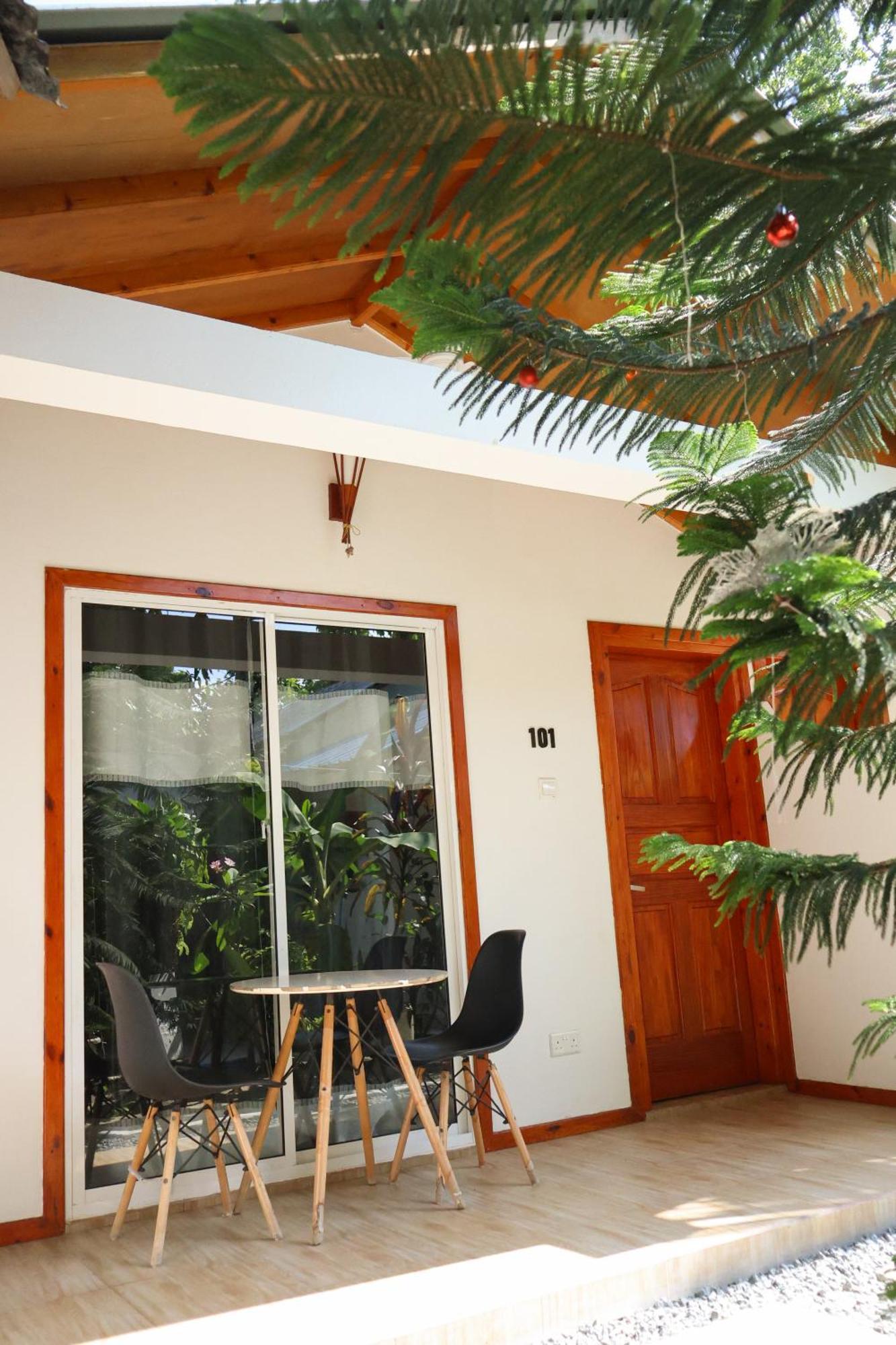 Thoddoo Sun Sky Inn, Maldives Exterior photo